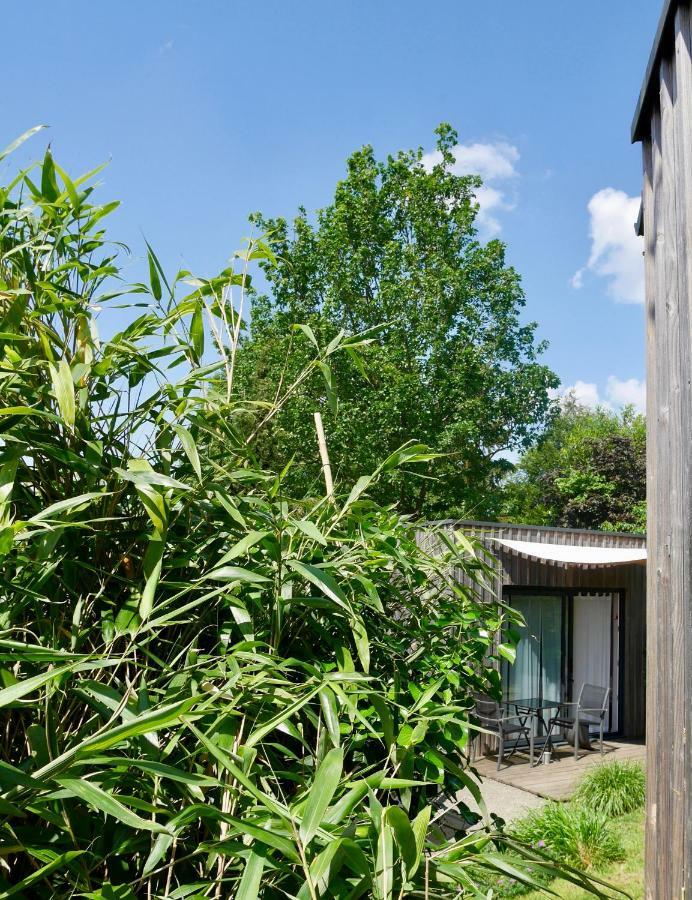 Les Cabanes De Do Le Mans Exteriör bild