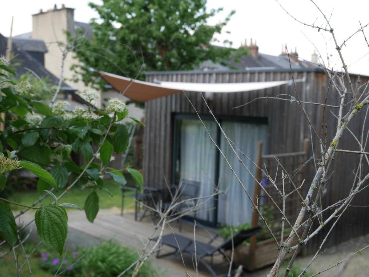 Les Cabanes De Do Le Mans Exteriör bild